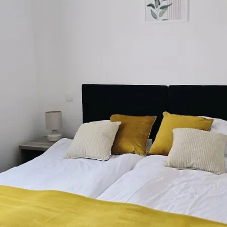 Mala Dalmacija Tribunj * Tribalj