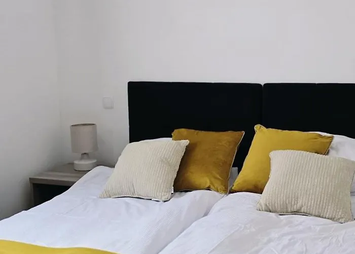 Mala Dalmacija Tribunj * Tribalj